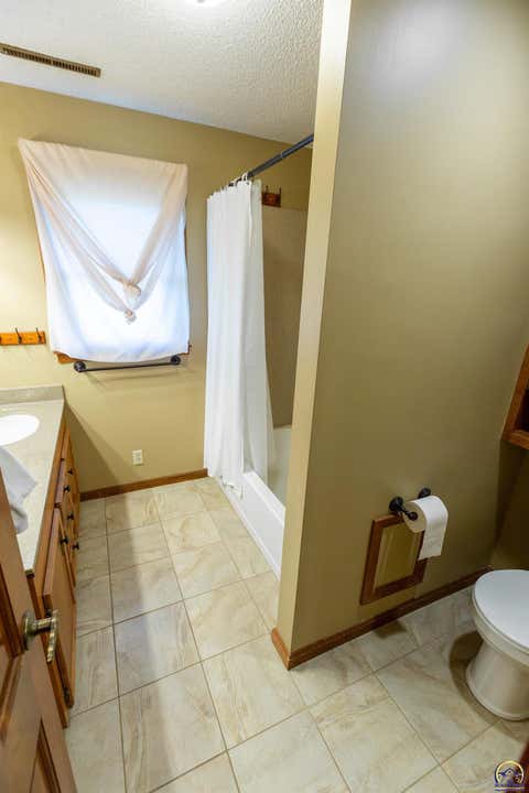 Tiny photo for 1786 Road E5, Emporia, KS 66801 (MLS # 245812)