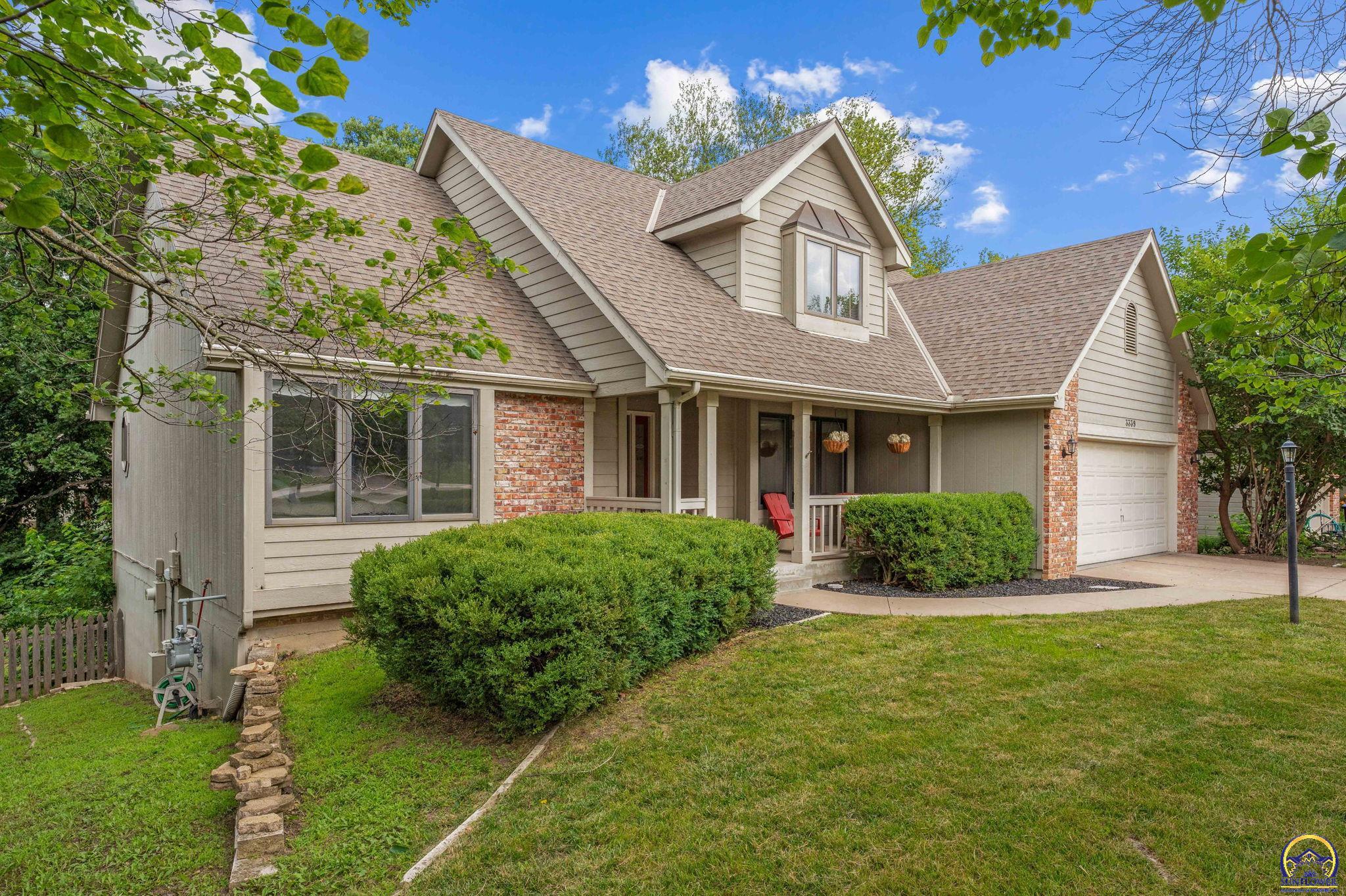 Topeka, Kansas 66614, United States, 3 Bedrooms Bedrooms, ,3 BathroomsBathrooms,Residential,Pending,54665 Topeka, Kansas 66614, United States, 3 Bedrooms Bedrooms, ,3 BathroomsBathrooms,Residential,Pending,54665