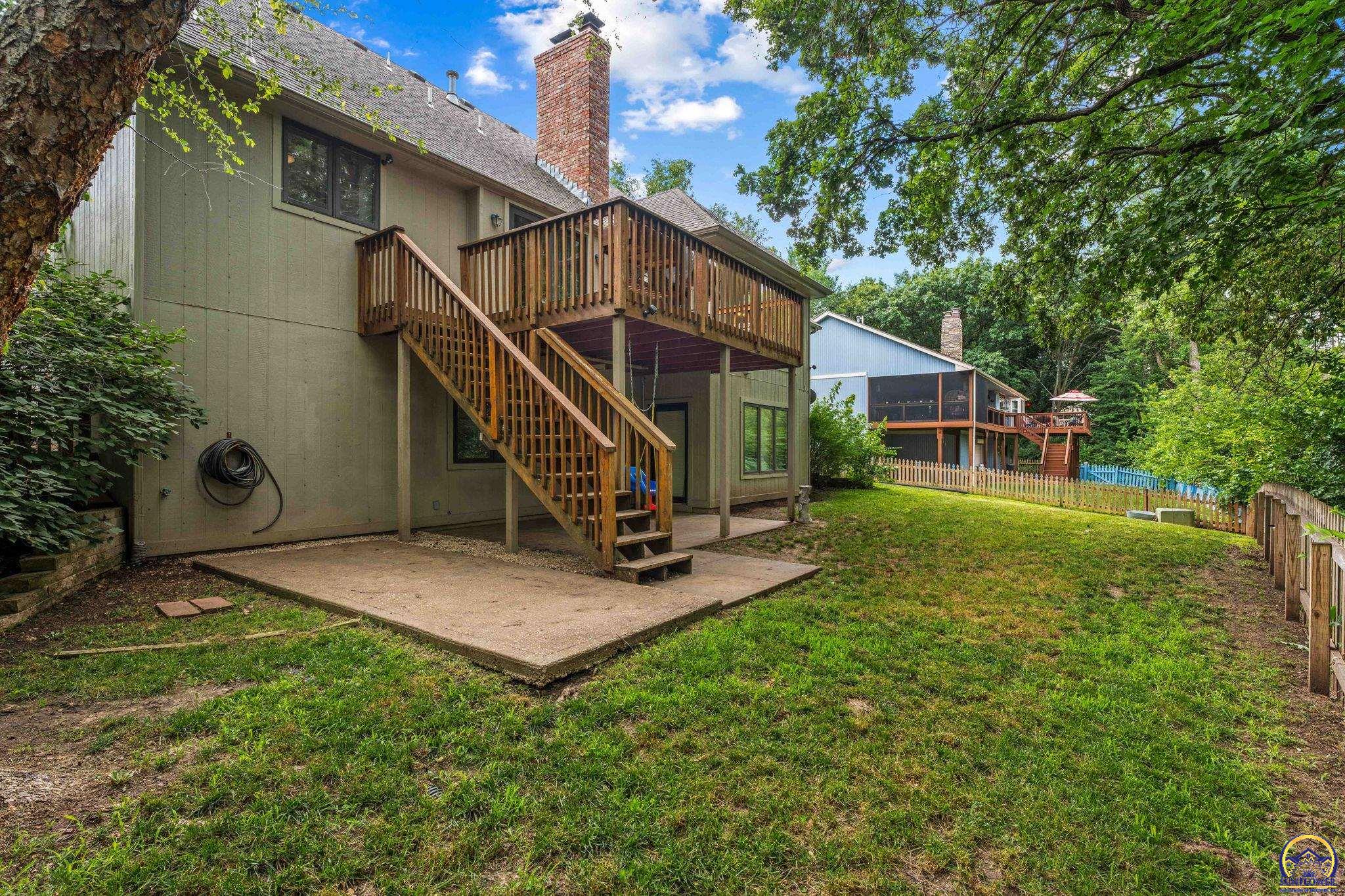 Topeka, Kansas 66614, United States, 3 Bedrooms Bedrooms, ,3 BathroomsBathrooms,Residential,Pending,54665