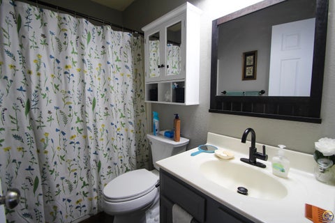 Tiny photo for 2101 SE Peace Ct, Topeka, KS 66605 (MLS # 246443)