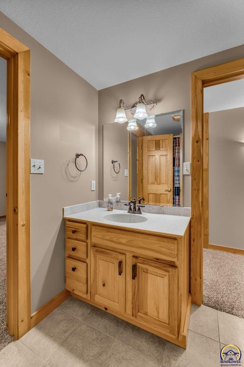 Tiny photo for 10047 SW 101st St, Auburn, KS 66402 (MLS # 246453)