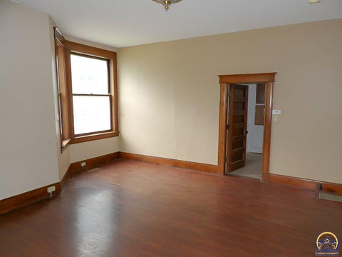 Tiny photo for 415 W Walnut St, Junction City, KS 66441 (MLS # 246895)