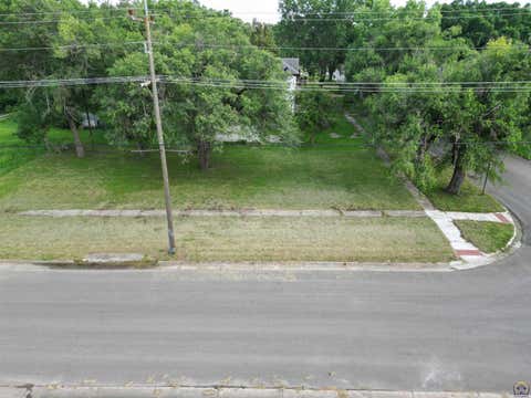 Tiny photo for 126 Sylvan St, Emporia, KS 66801 (MLS # 245098)