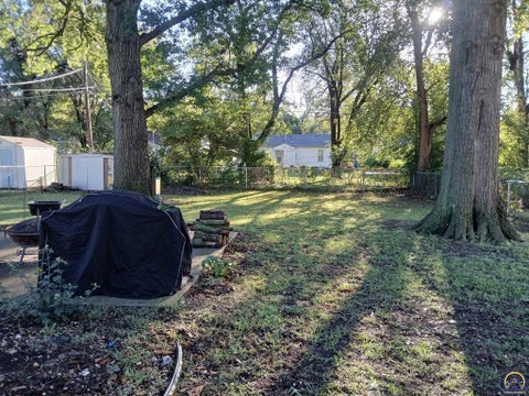 Tiny photo for 2150 SW Plass Ave, Topeka, KS 66611 (MLS # 246783)