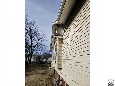 Tiny photo for 615 SW High Ave, Topeka, KS 66606 (MLS # 243565)