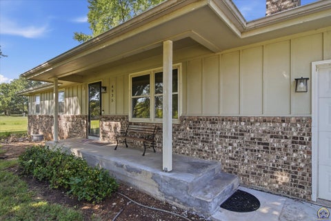 Tiny photo for 4935 SE Tecumseh Rd, Berryton, KS 66409 (MLS # 246412)