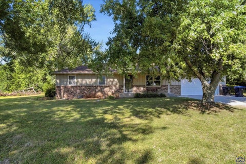 Tiny photo for 4935 SE Tecumseh Rd, Berryton, KS 66409 (MLS # 246412)