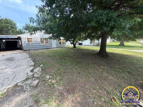 Tiny photo for 3326 SE Massachusetts Ave, Topeka, KS 66605 (MLS # 245499)