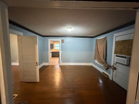 Tiny photo for 424 Cottonwood St, Emporia, KS 66801 (MLS # 246754)