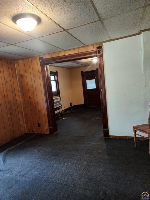 Tiny photo for 609 W 3rd St, Holton, KS 66436 (MLS # 246257)