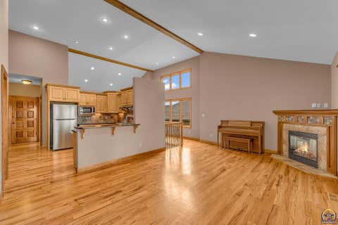 Tiny photo for 1106 SW Red Oaks Ct, Topeka, KS 66615 (MLS # 245405)