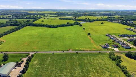 Tiny photo for SW Auburn Rd, Topeka, KS 66614 (MLS # 245326)
