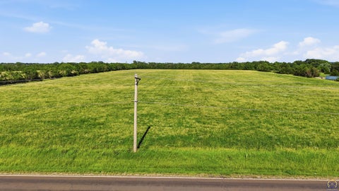 Tiny photo for SW Auburn Rd, Topeka, KS 66614 (MLS # 245326)