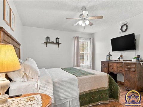 Tiny photo for 2637 SW Lagito Dr, Topeka, KS 66614 (MLS # 246631)