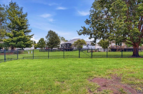 Tiny photo for 2760 SW Blue Stem Dr, Topeka, KS 66614 (MLS # 247094)