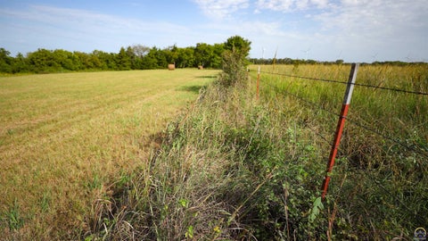 Tiny photo for 00000 Trefoil Rd, Waverly, KS 66871 (MLS # 246904)