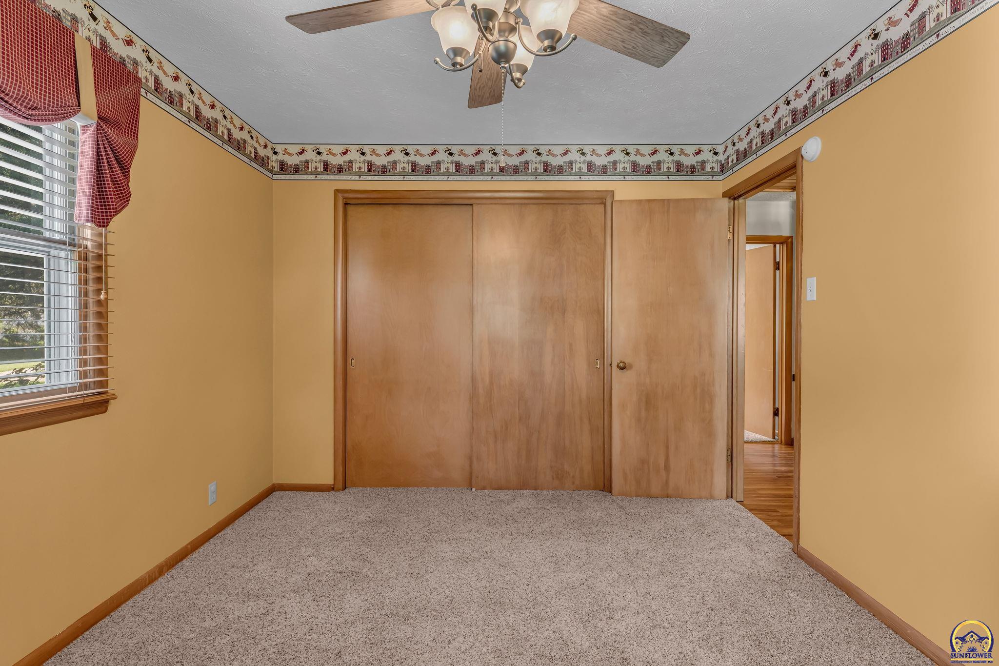 Topeka, Kansas 66611, United States, 5 Bedrooms Bedrooms, ,3 BathroomsBathrooms,Residential,Active,213496