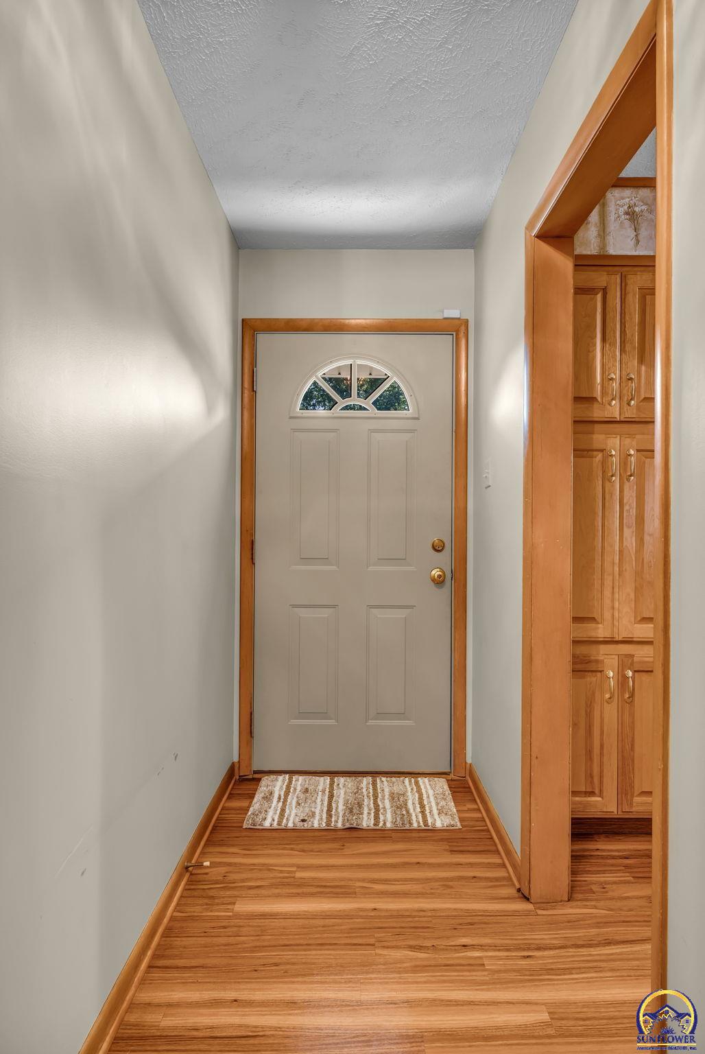 Topeka, Kansas 66611, United States, 5 Bedrooms Bedrooms, ,3 BathroomsBathrooms,Residential,Active,213496