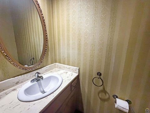 Tiny photo for 3120 SW Randolph Ave, Topeka, KS 66611 (MLS # 245820)