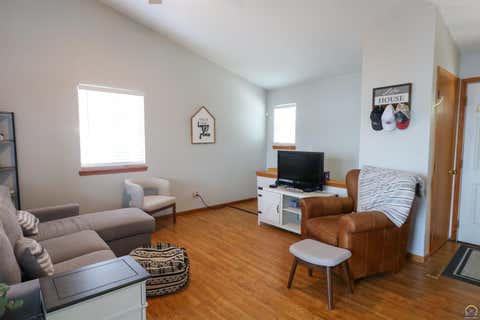 Tiny photo for 175 S Kahola Rd, Council Grove, KS 66846 (MLS # 245828)
