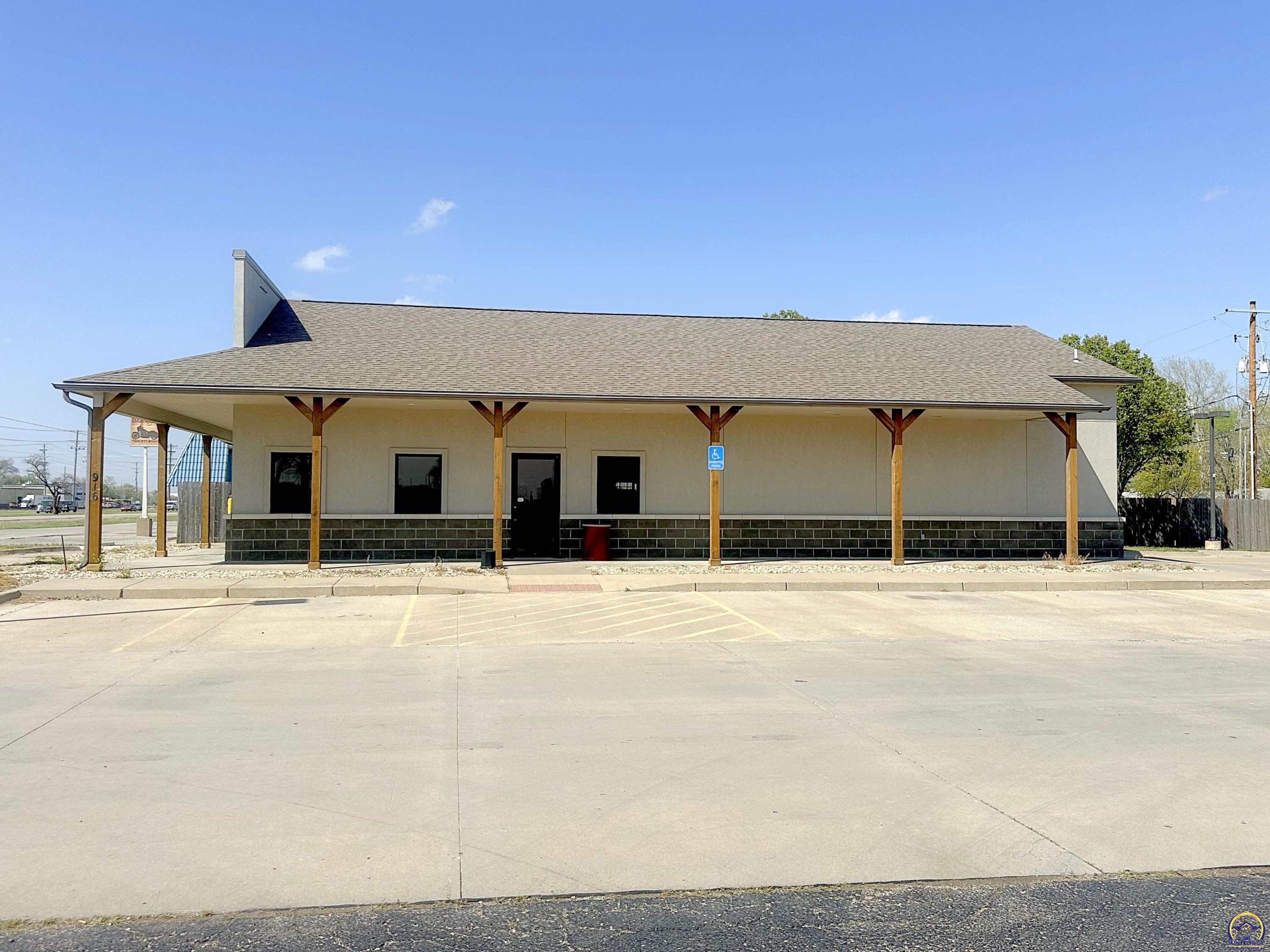 Topeka, Kansas 66619, United States, ,Commercial,Active,114471