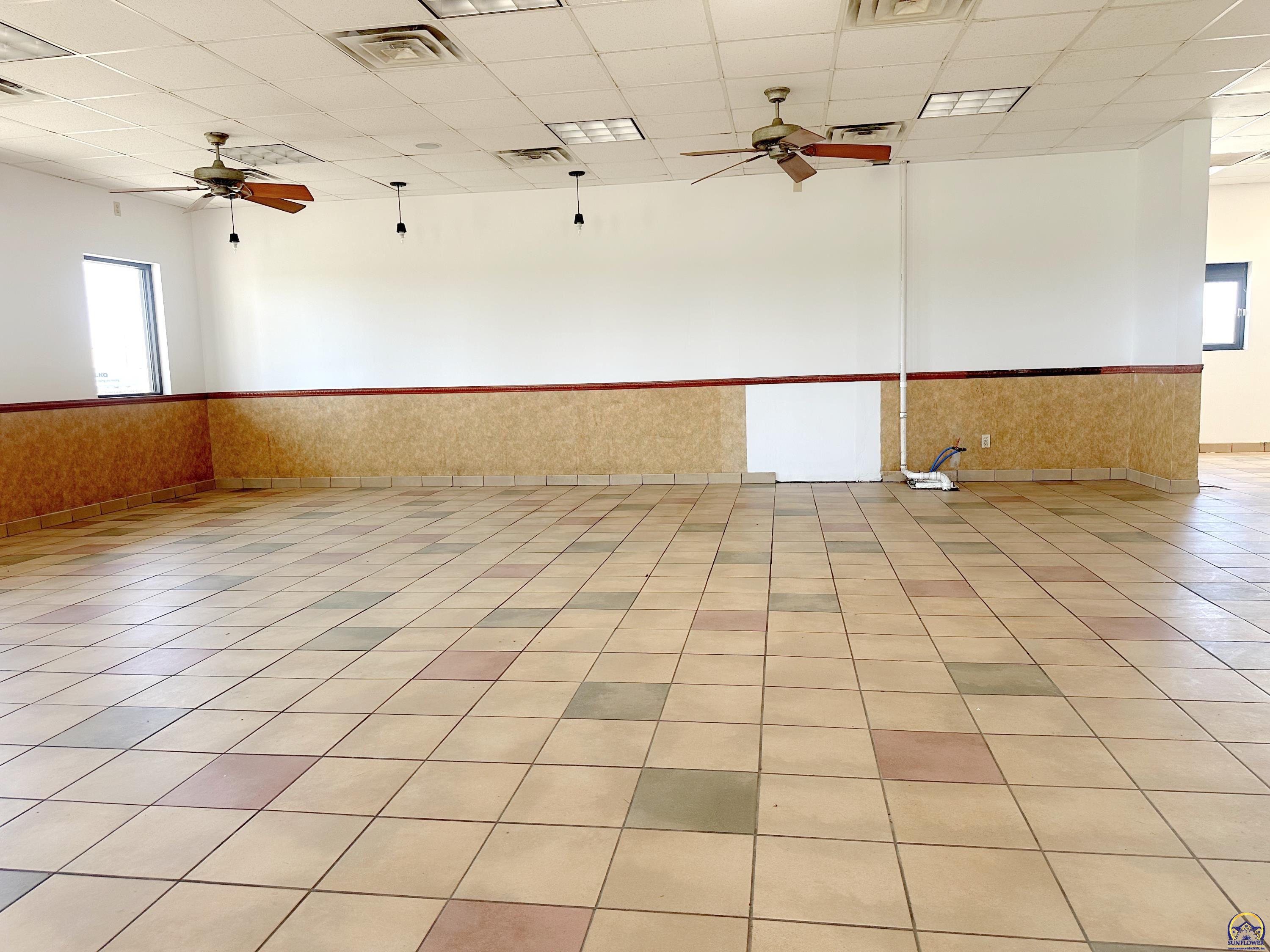 Topeka, Kansas 66619, United States, ,Commercial,Active,114471