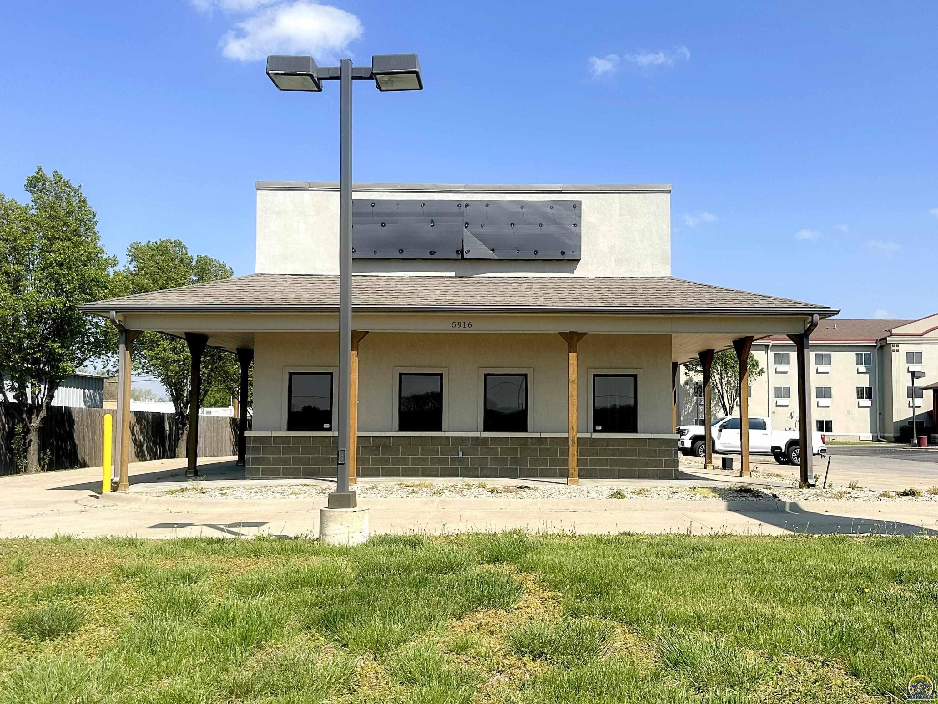 Topeka, Kansas 66619, United States, ,Commercial,Active,114471