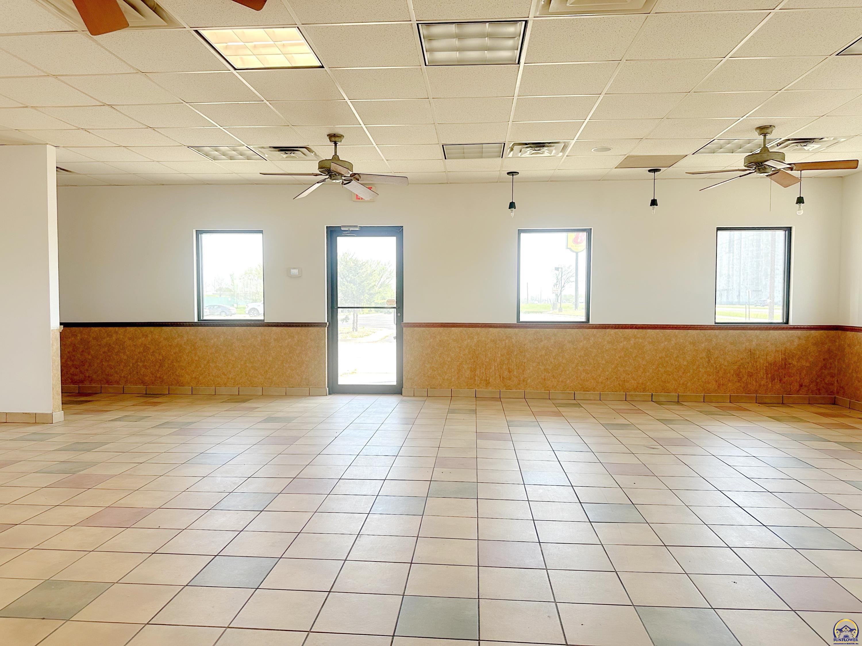 Topeka, Kansas 66619, United States, ,Commercial,Active,114471