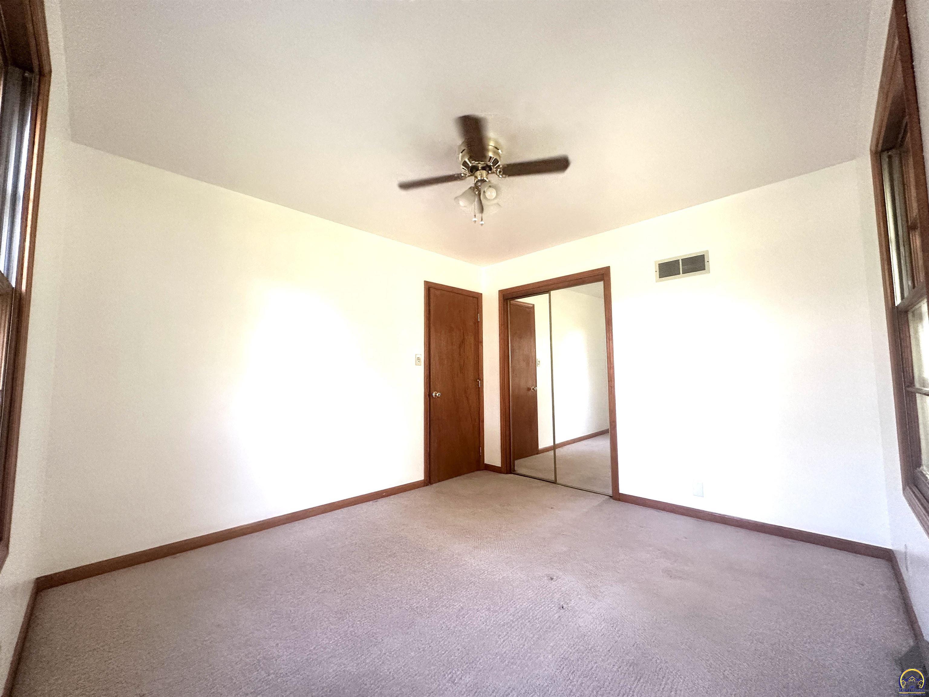 Topeka, Kansas 66618, United States, 2 Bedrooms Bedrooms, ,1 BathroomBathrooms,Residential,Active,214642