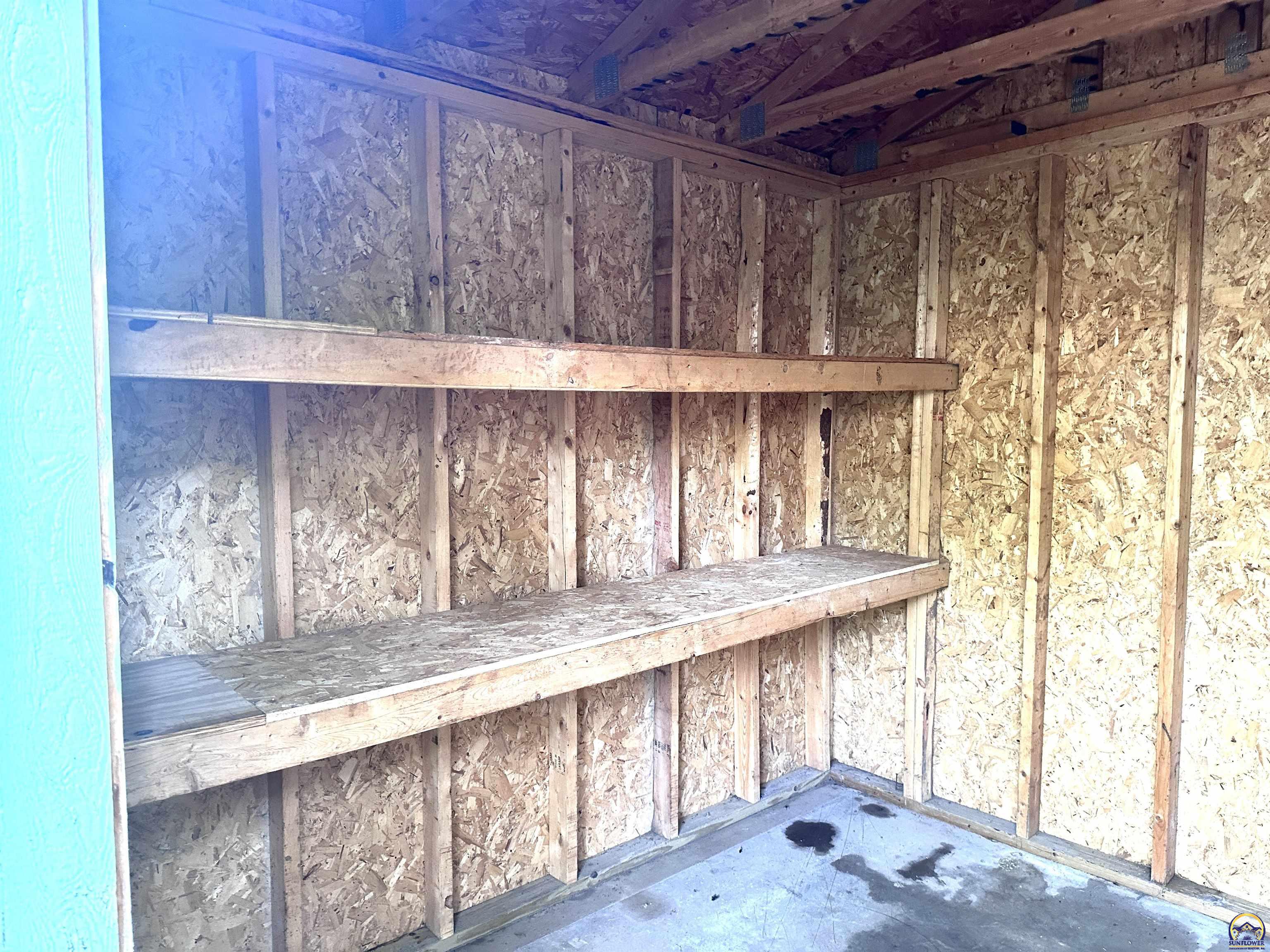 Topeka, Kansas 66618, United States, 2 Bedrooms Bedrooms, ,1 BathroomBathrooms,Residential,Active,214642