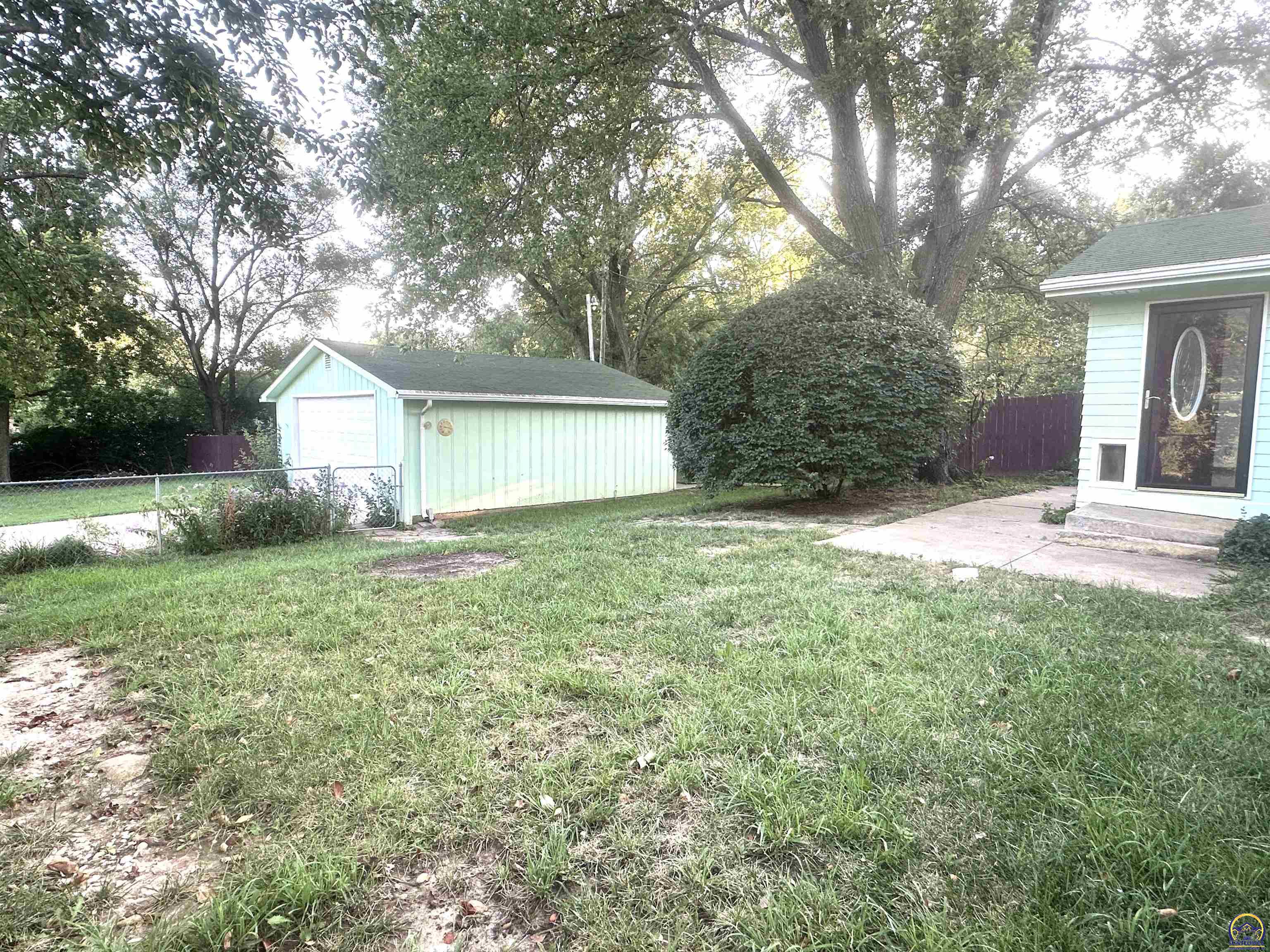 Topeka, Kansas 66618, United States, 2 Bedrooms Bedrooms, ,1 BathroomBathrooms,Residential,Active,214642