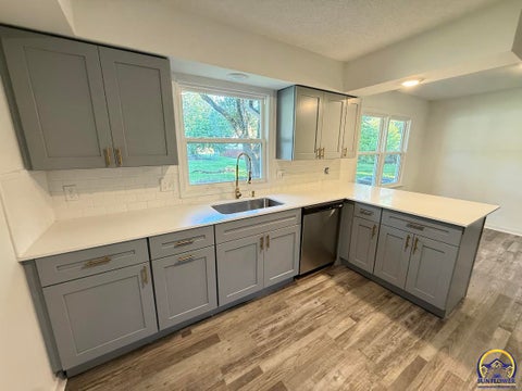 Tiny photo for 150 N Main St, Rossville, KS 66533 (MLS # 246190)