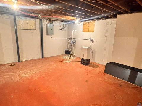 Tiny photo for 3206 SW 10th Ave, Topeka, KS 66604 (MLS # 244859)