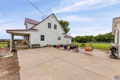 Tiny photo for 9120 W 269th St, Osage City, KS 66523 (MLS # 246846)
