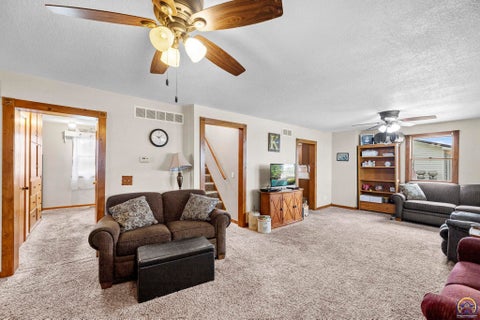 Tiny photo for 9120 W 269th St, Osage City, KS 66523 (MLS # 246846)