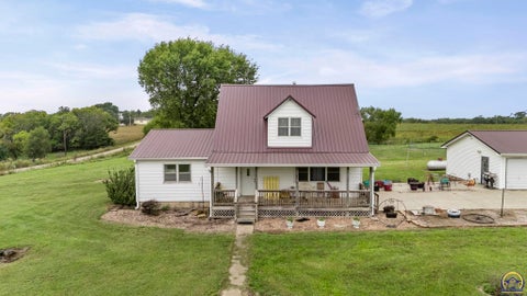 Tiny photo for 9120 W 269th St, Osage City, KS 66523 (MLS # 246846)