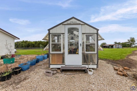 Tiny photo for 9120 W 269th St, Osage City, KS 66523 (MLS # 246846)