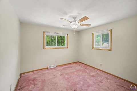 Tiny photo for 3336 N 79th St #7904 Parkview Ave. K, Kansas City, KS 66109 (MLS # 246062)