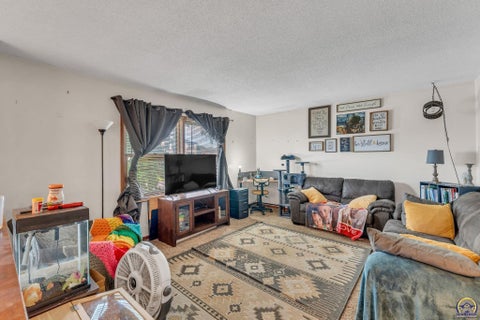 Tiny photo for 2018 SW Fairlawn Rd, Topeka, KS 66604 (MLS # 246152)