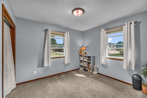 Tiny photo for 5001 NW Kendall Dr, Topeka, KS 66618 (MLS # 246324)