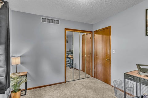 Tiny photo for 5001 NW Kendall Dr, Topeka, KS 66618 (MLS # 246324)