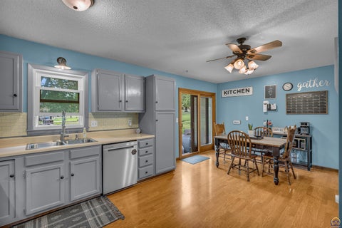 Tiny photo for 5001 NW Kendall Dr, Topeka, KS 66618 (MLS # 246324)