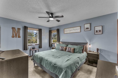 Tiny photo for 5001 NW Kendall Dr, Topeka, KS 66618 (MLS # 246324)