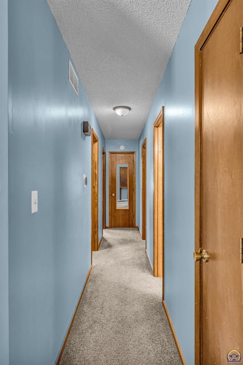 Tiny photo for 5001 NW Kendall Dr, Topeka, KS 66618 (MLS # 246324)