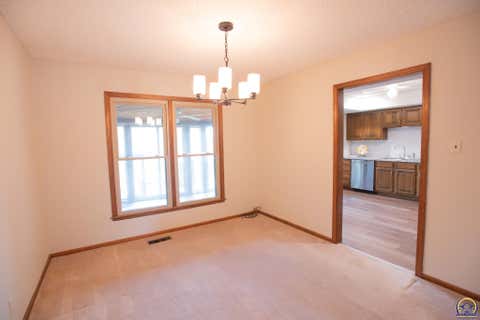 Tiny photo for 3721 SE 27th Ter, Topeka, KS 66605 (MLS # 244532)