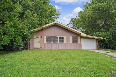 Tiny photo for 2114 Mitchell St, Lawrence, KS 66046 (MLS # 245885)