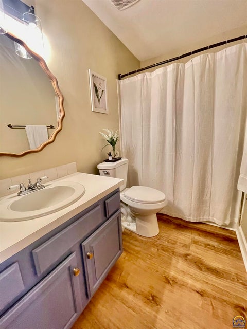Tiny photo for 2222 Breckenridge Dr, Lawrence, KS 66047 (MLS # 246641)