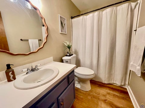 Tiny photo for 2222 Breckenridge Dr, Lawrence, KS 66047 (MLS # 246641)