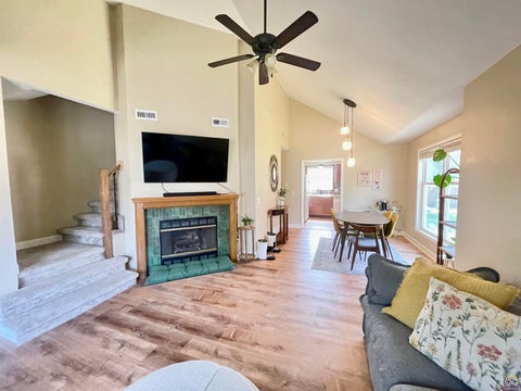 Tiny photo for 2222 Breckenridge Dr, Lawrence, KS 66047 (MLS # 246641)