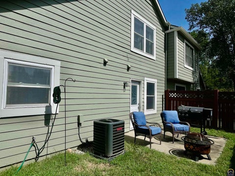 Tiny photo for 2222 Breckenridge Dr, Lawrence, KS 66047 (MLS # 246641)